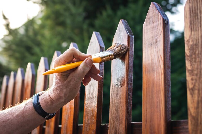 How to Paint Garden Fence Airtasker UK