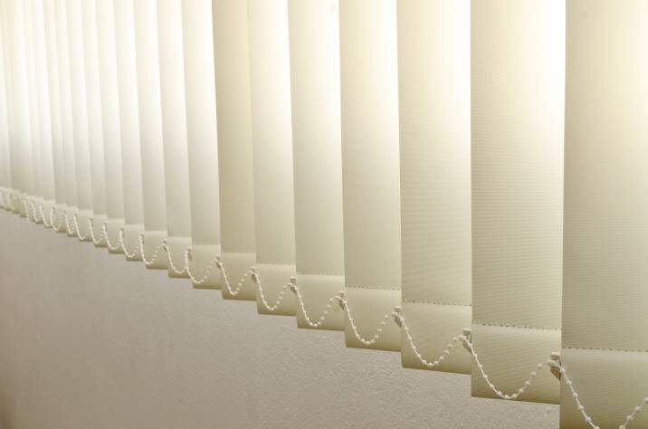 clean vertical blinds